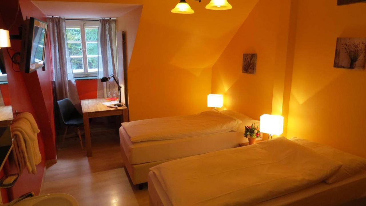 Gasthof Baeren Aarburg Last Check In 2100 Pm المظهر الخارجي الصورة