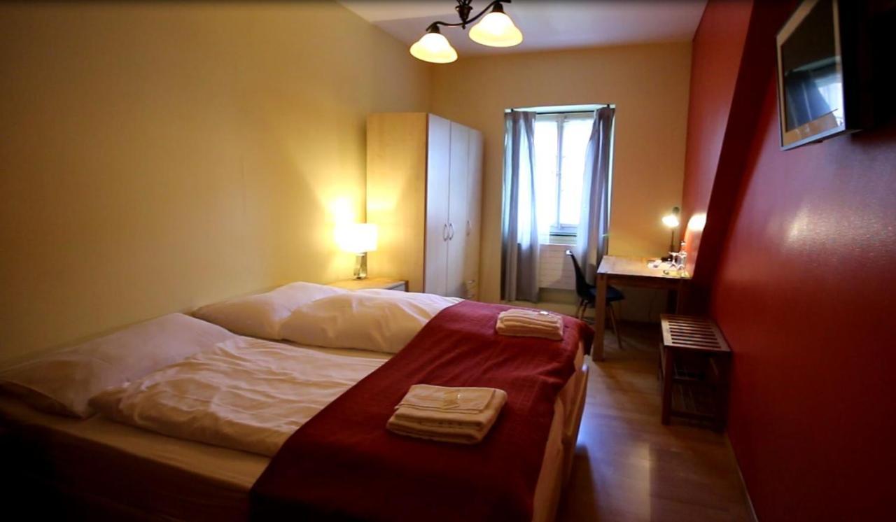 Gasthof Baeren Aarburg Last Check In 2100 Pm المظهر الخارجي الصورة